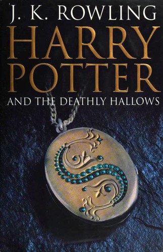 J.K. Rowling: Harry Potter and the Deathly Hallows (Hardcover, 2007, Raincoast Books)